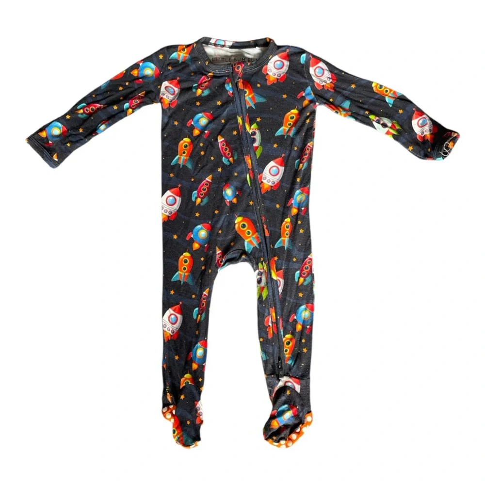 #354, Little Bum Bums one piece footed onesie, size 3-6 mo